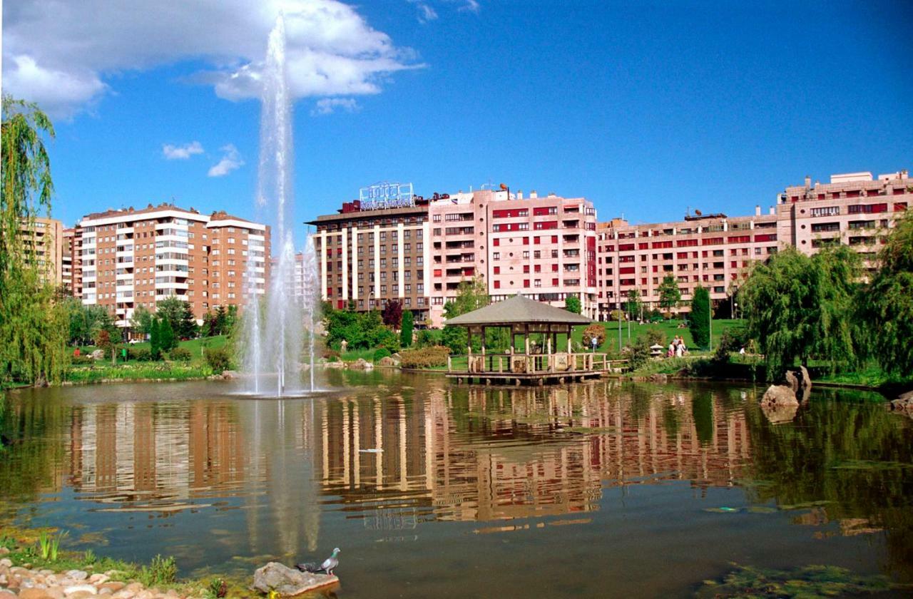 The Estafeta View Apartment Pamplona Luaran gambar